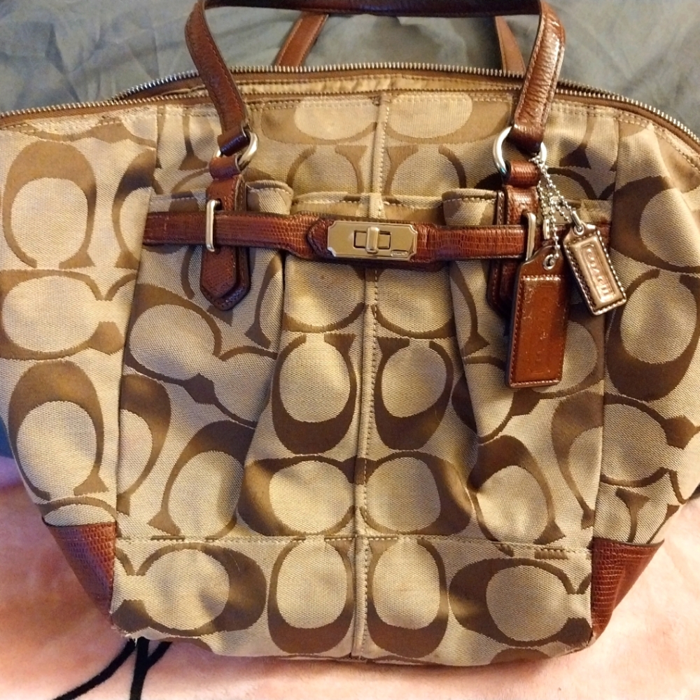 WOW*SALE Vintage Signature Monogram Coach Large Tote